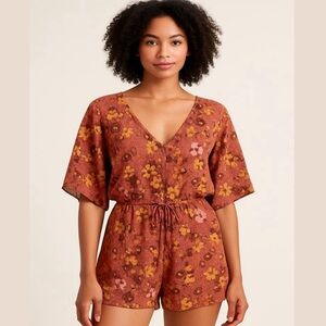 IVY Floral V-Neck Shorts Romper